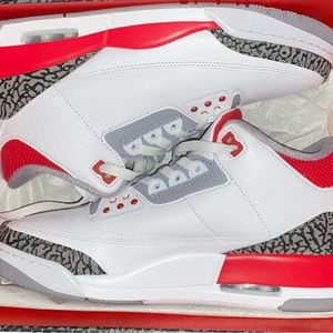 Jordan Retro 3s Fire Red 2022 release